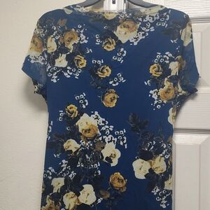 Lovely Blue Womens Blouse with floral Roses on it